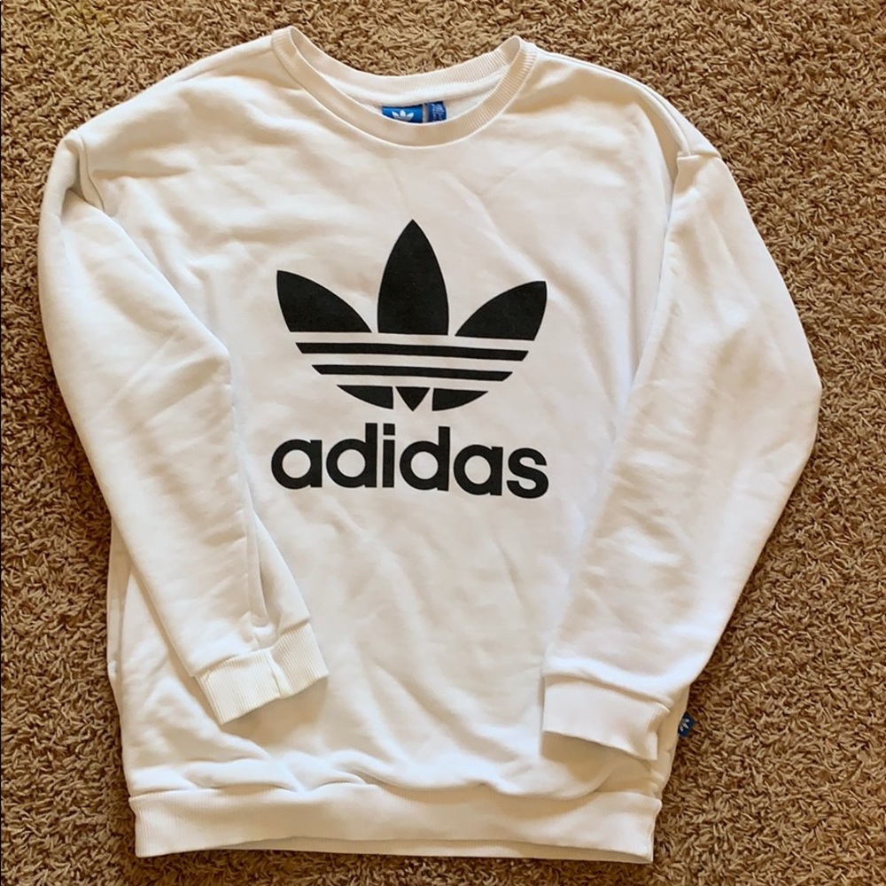 Women adidias crew neck